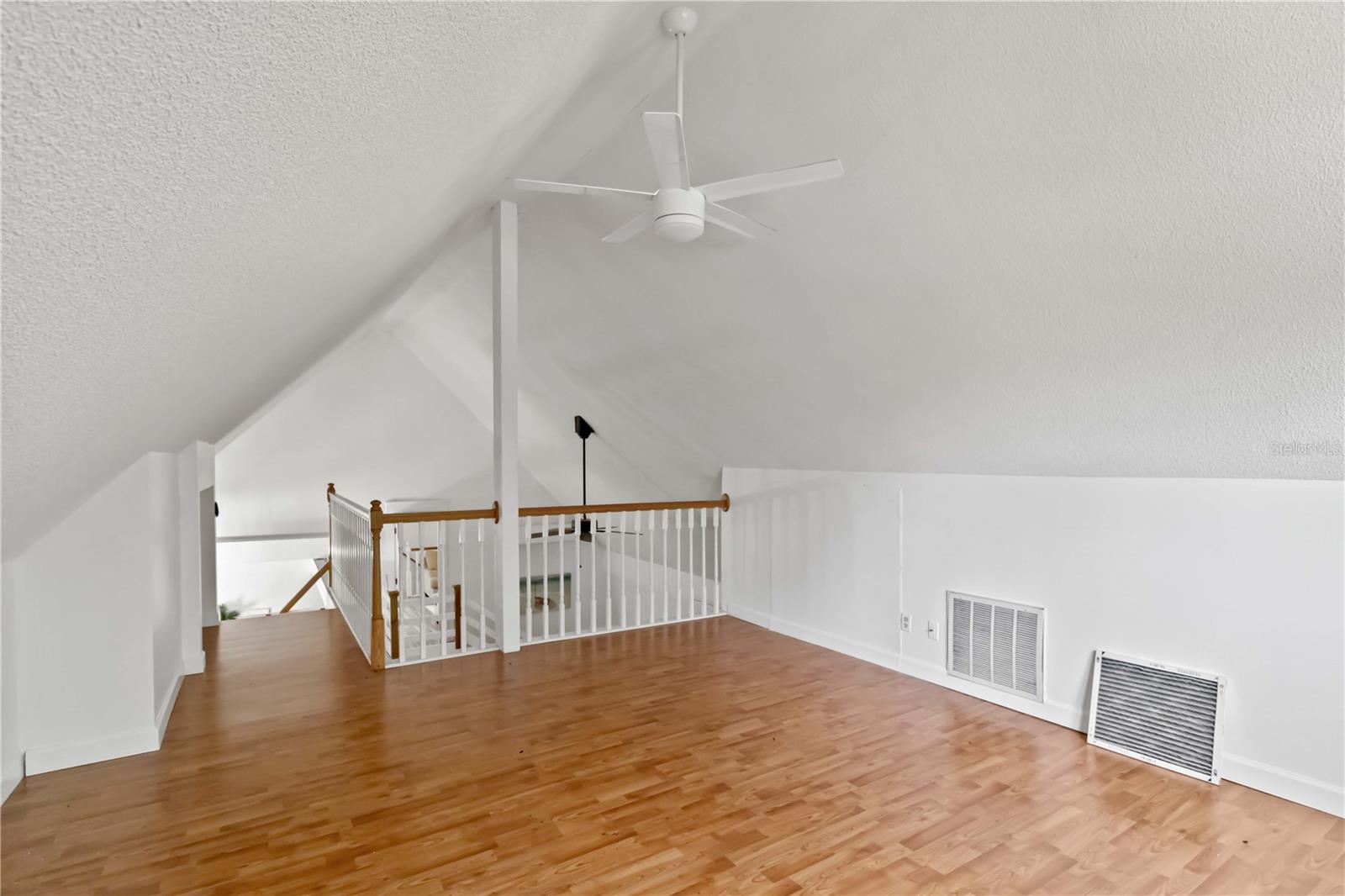 Image 25 of 41 For 7447 Hawkins Road