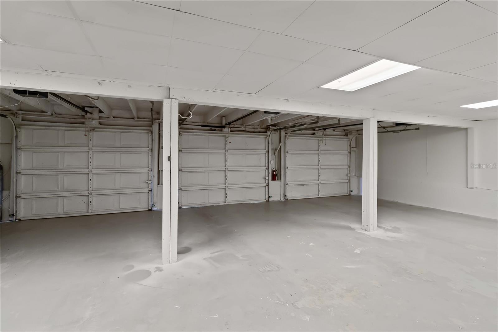 Image 37 of 41 For 7447 Hawkins Road