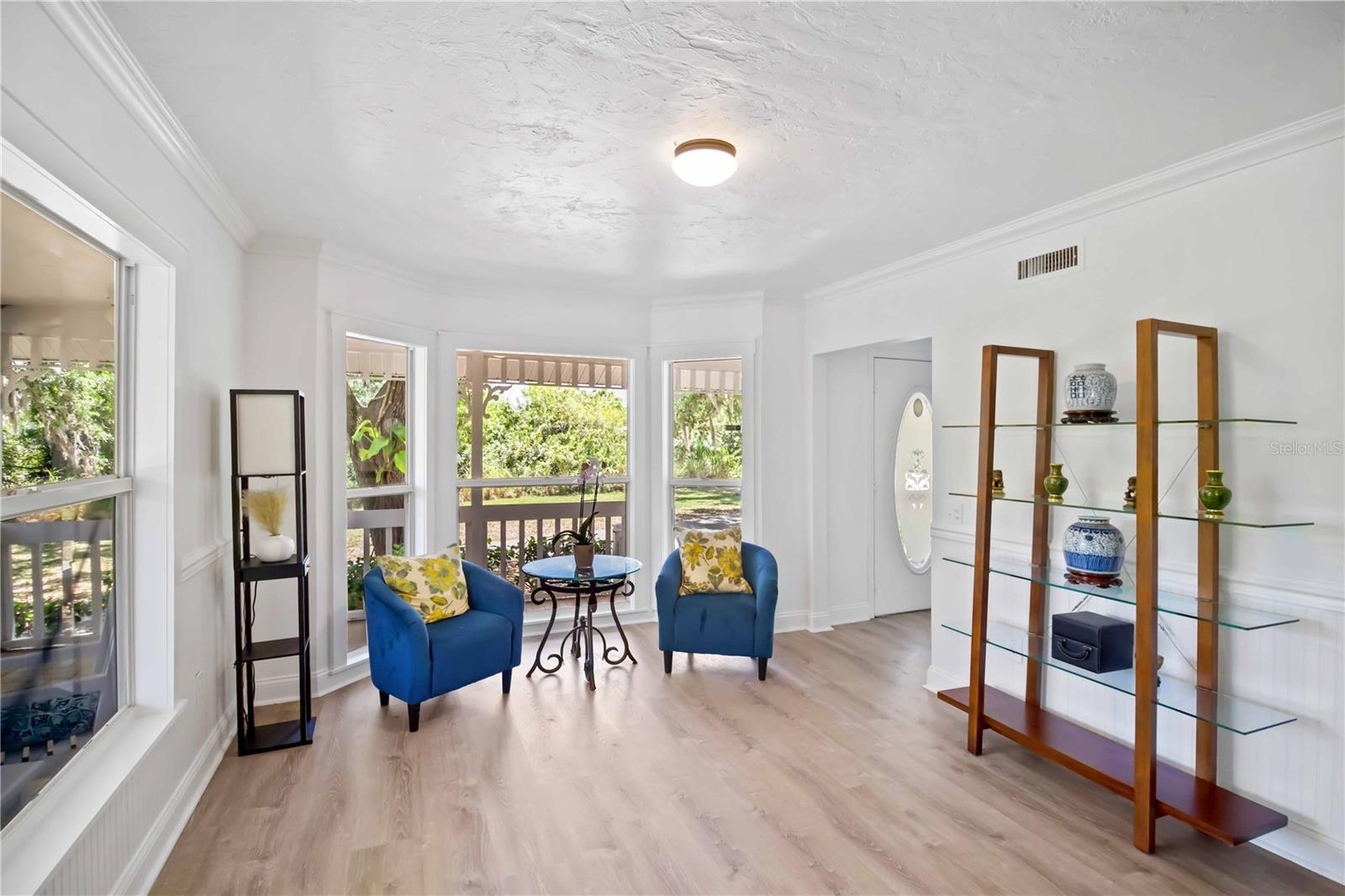 Image 9 of 41 For 7447 Hawkins Road