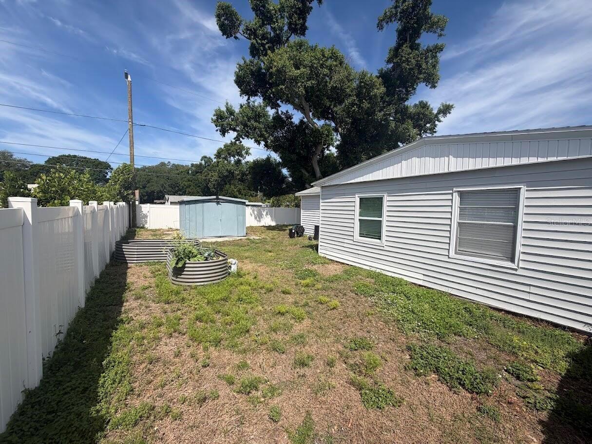 Image 18 of 22 For 7210 14th Street N