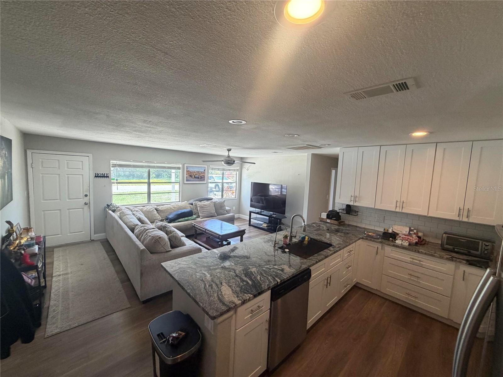 Image 3 of 22 For 7210 14th Street N