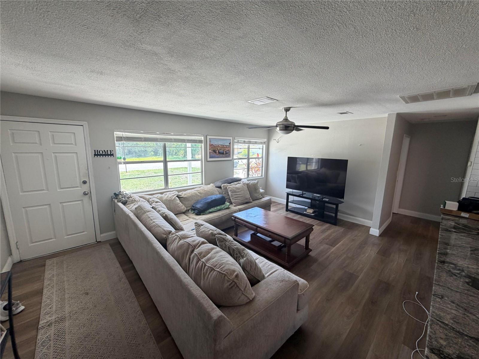 Image 4 of 22 For 7210 14th Street N