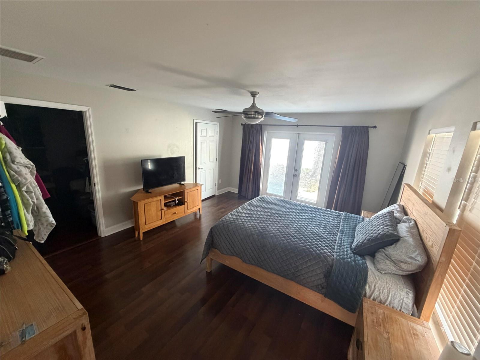 Image 5 of 22 For 7210 14th Street N