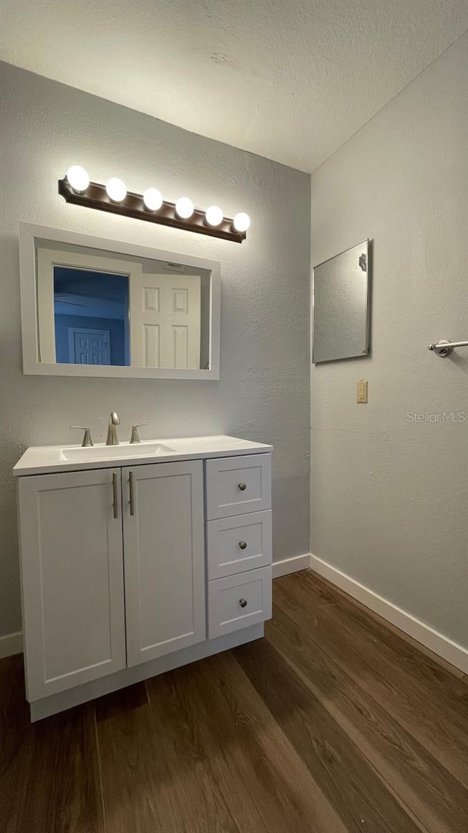 Image 17 of 28 For 4225 Thornbriar Lane 201