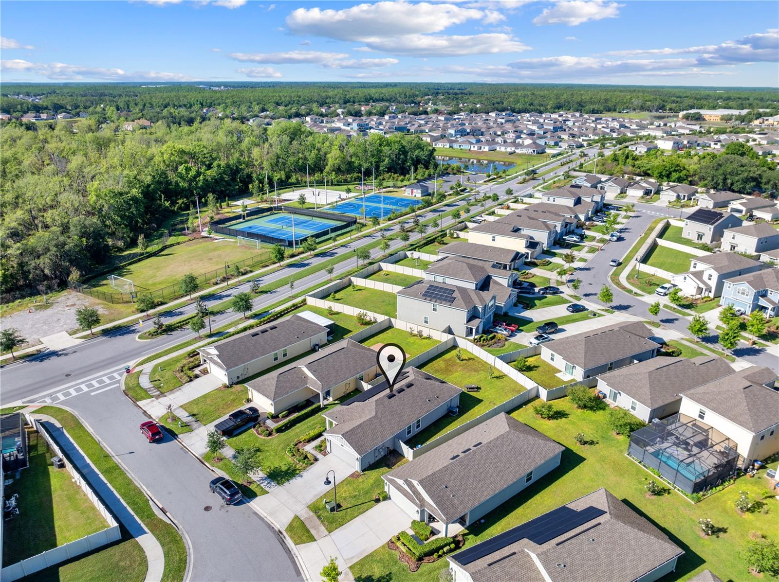 Listing photo id 40 for 1988 Traverse Way