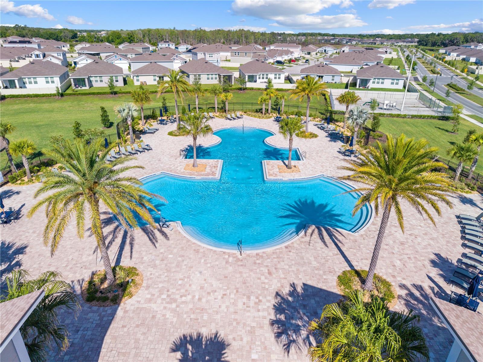 Listing photo id 47 for 1988 Traverse Way