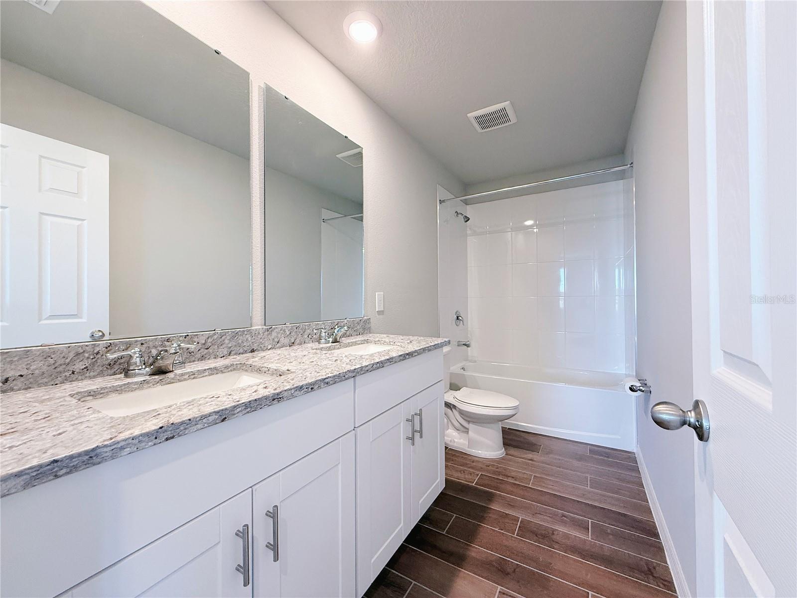 Image 18 of 22 For 17120 Cagan Crossings Boulevard