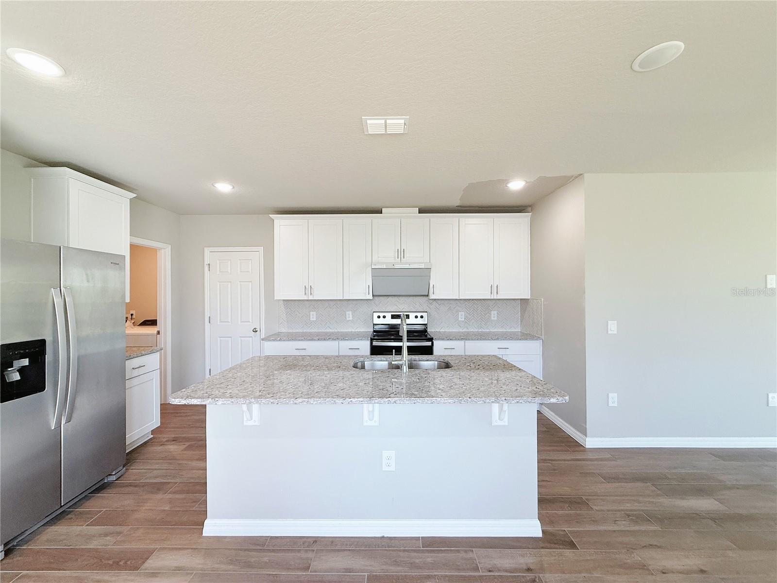 Image 3 of 22 For 17120 Cagan Crossings Boulevard