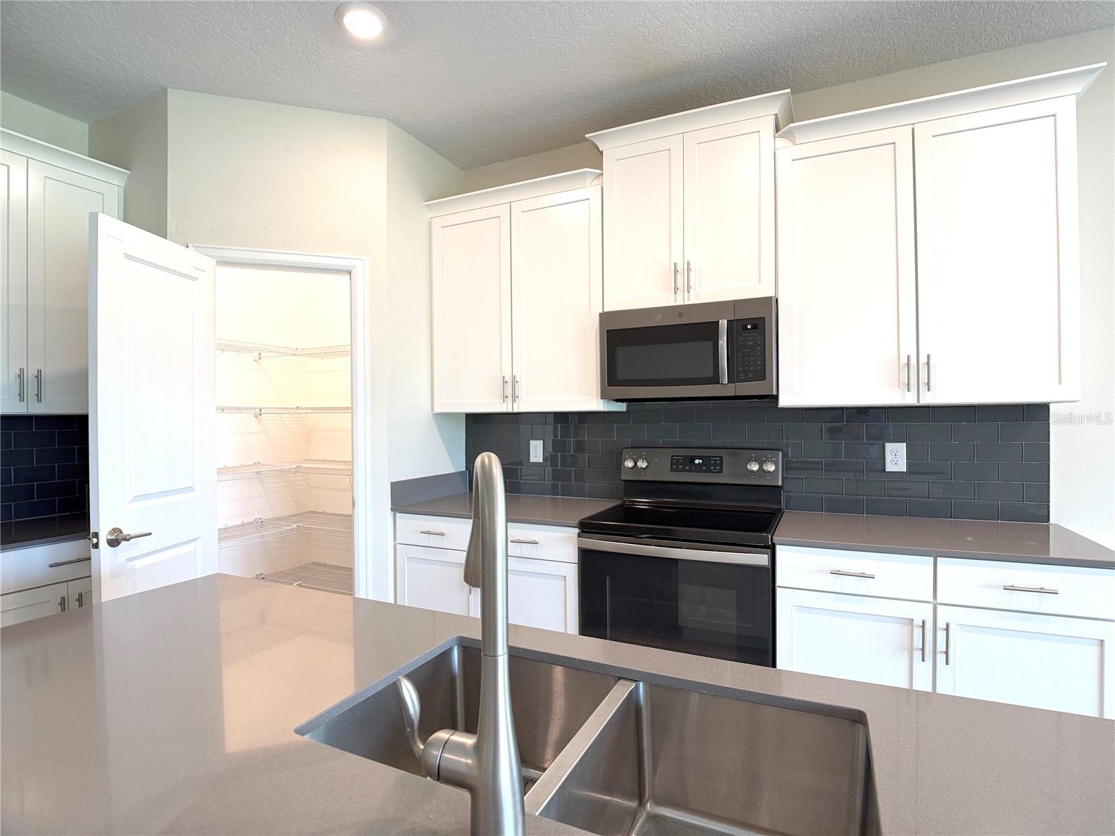 Image 14 of 69 For 2638 Camden Park Loop