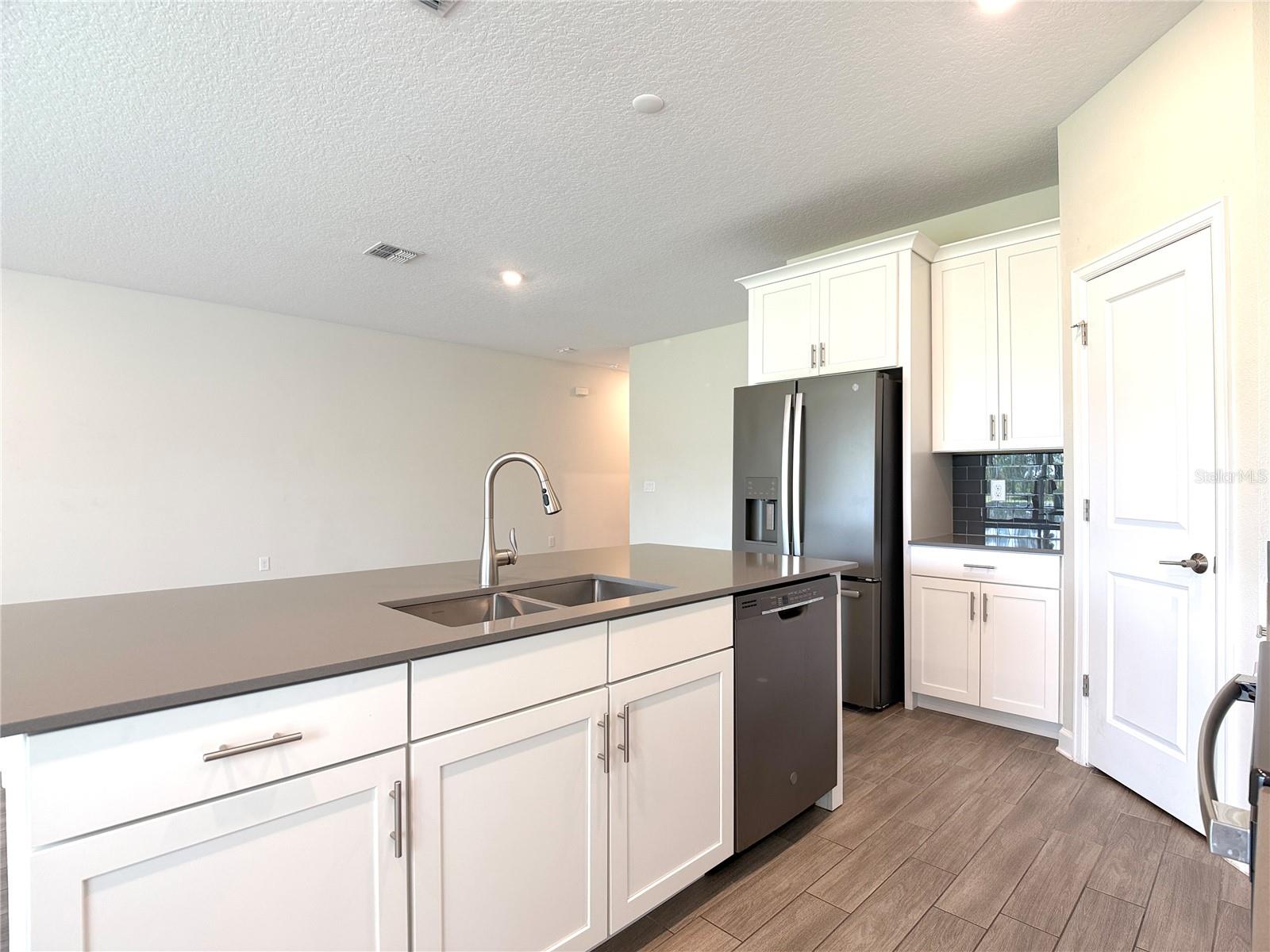 Image 15 of 69 For 2638 Camden Park Loop