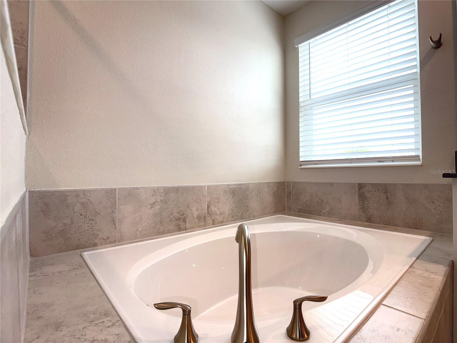 Image 26 of 69 For 2638 Camden Park Loop