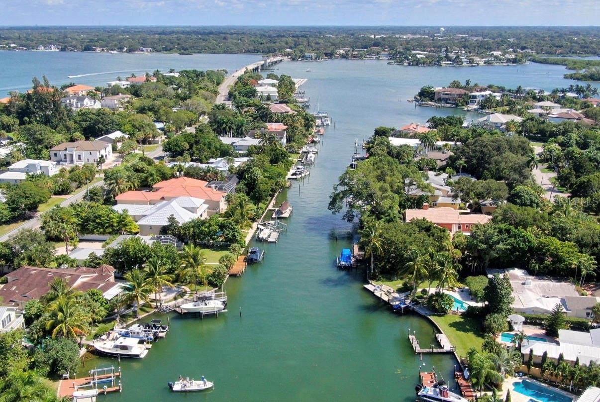 Details for 749 Siesta Drive, SARASOTA, FL 34242