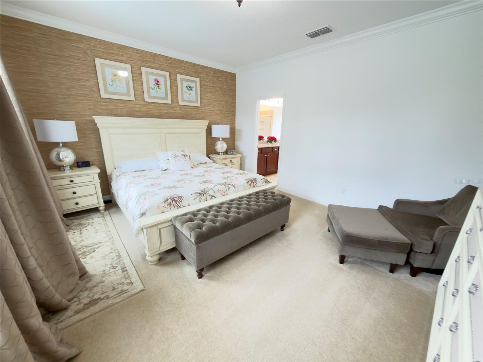 Image 15 of 31 For 15976 Citrus Knoll Drive