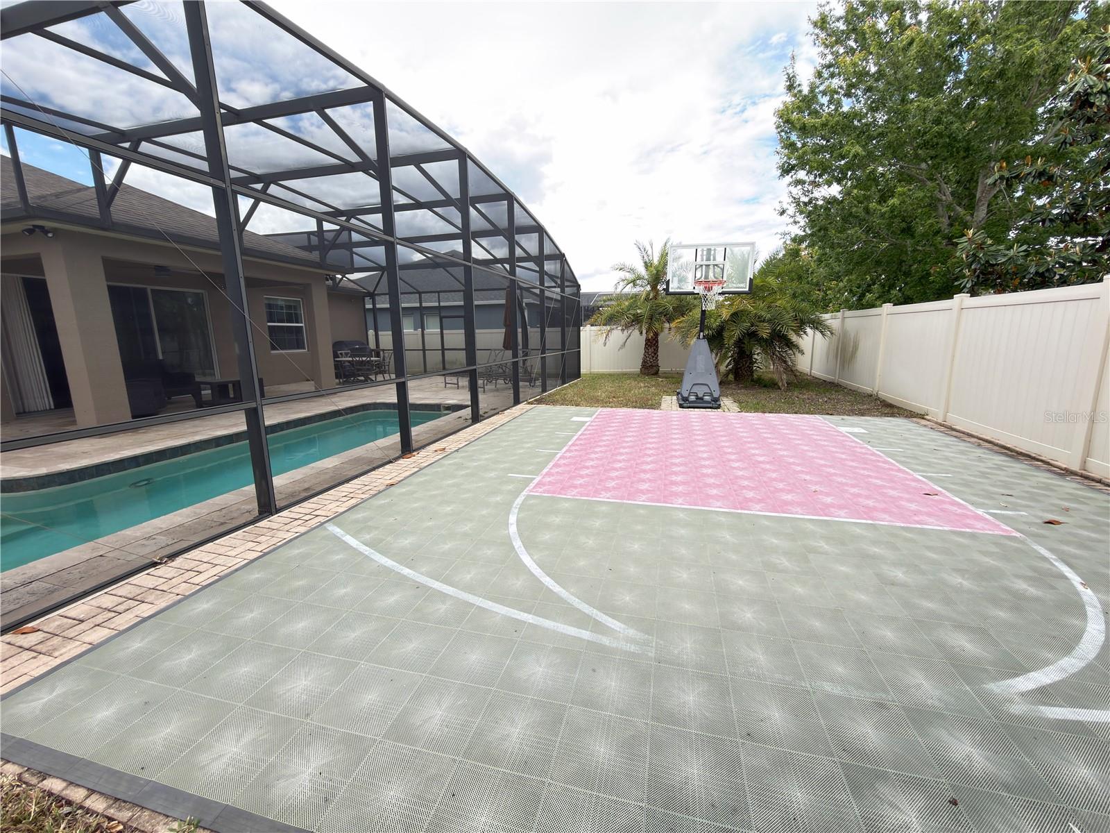 Image 21 of 31 For 15976 Citrus Knoll Drive