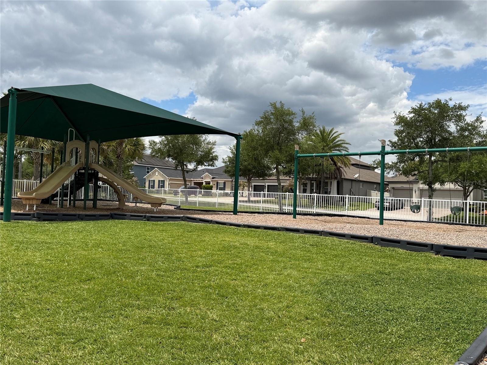 Image 28 of 31 For 15976 Citrus Knoll Drive