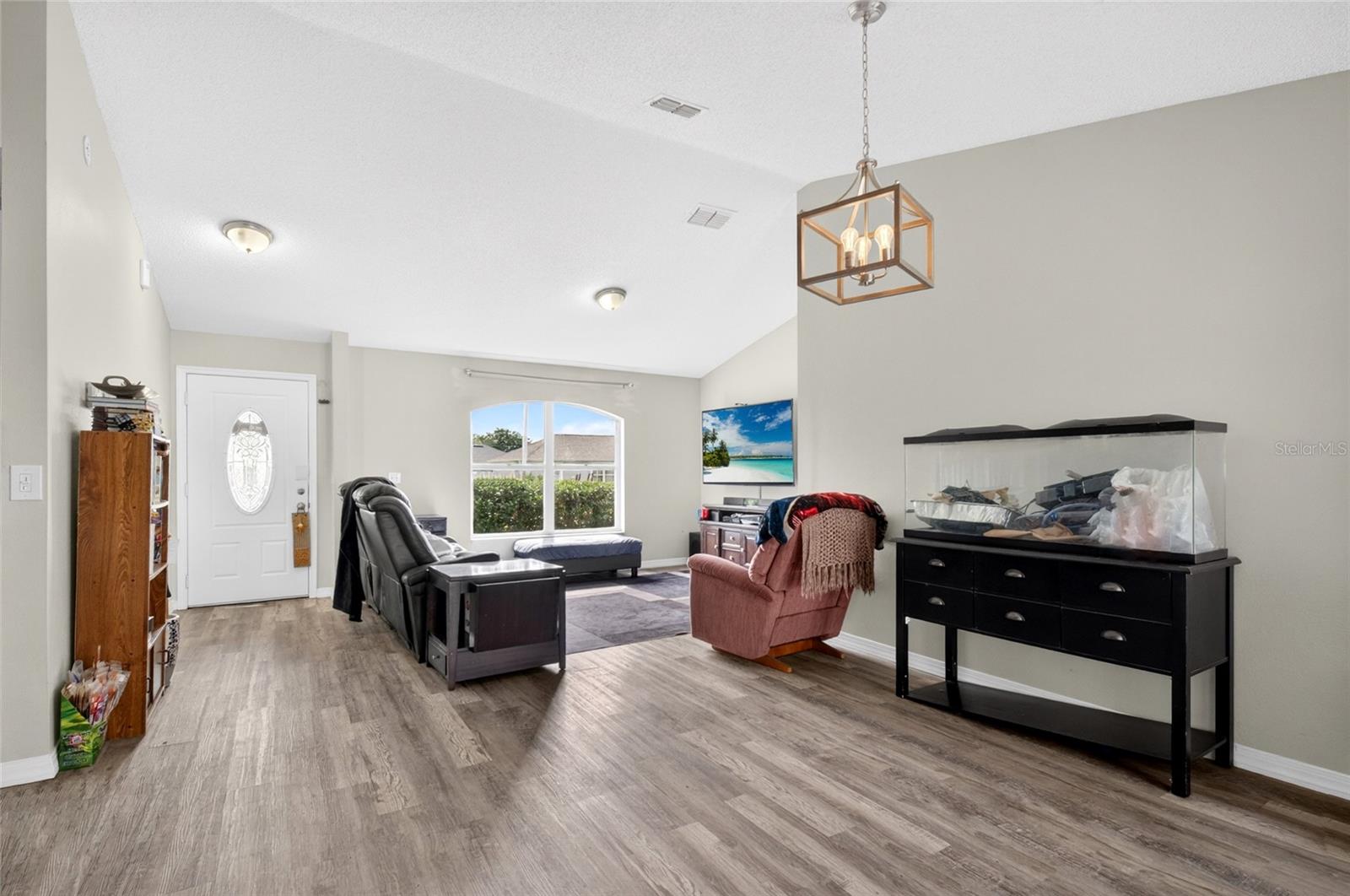 Image 10 of 49 For 718 Toulon Drive