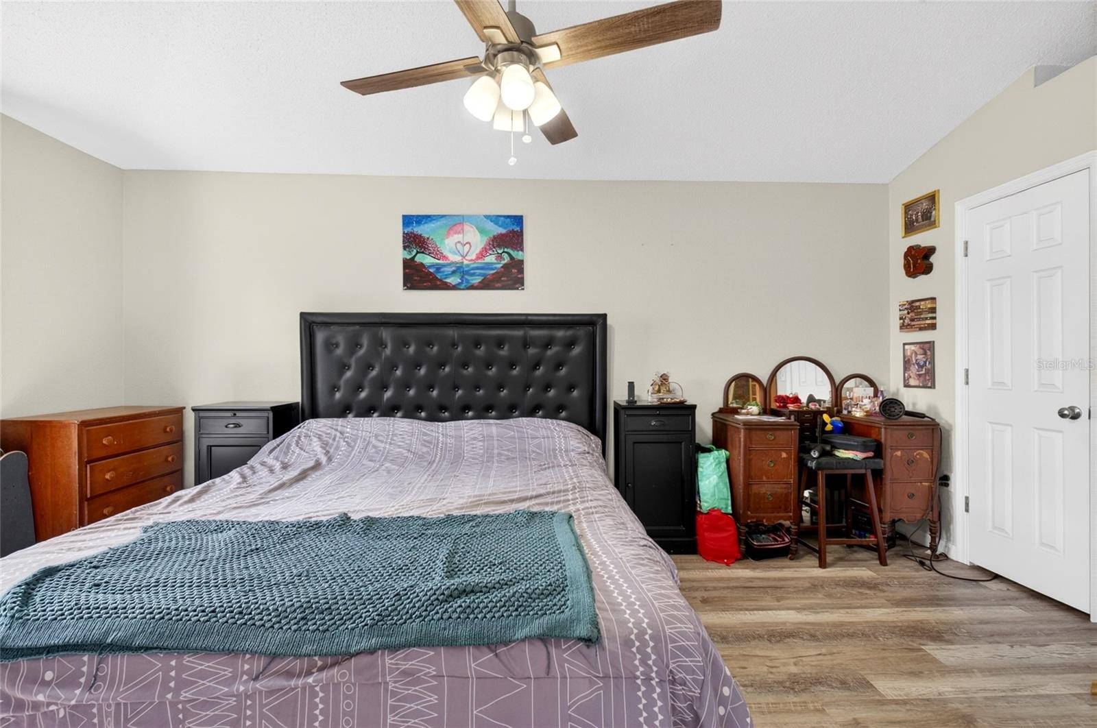 Image 15 of 49 For 718 Toulon Drive