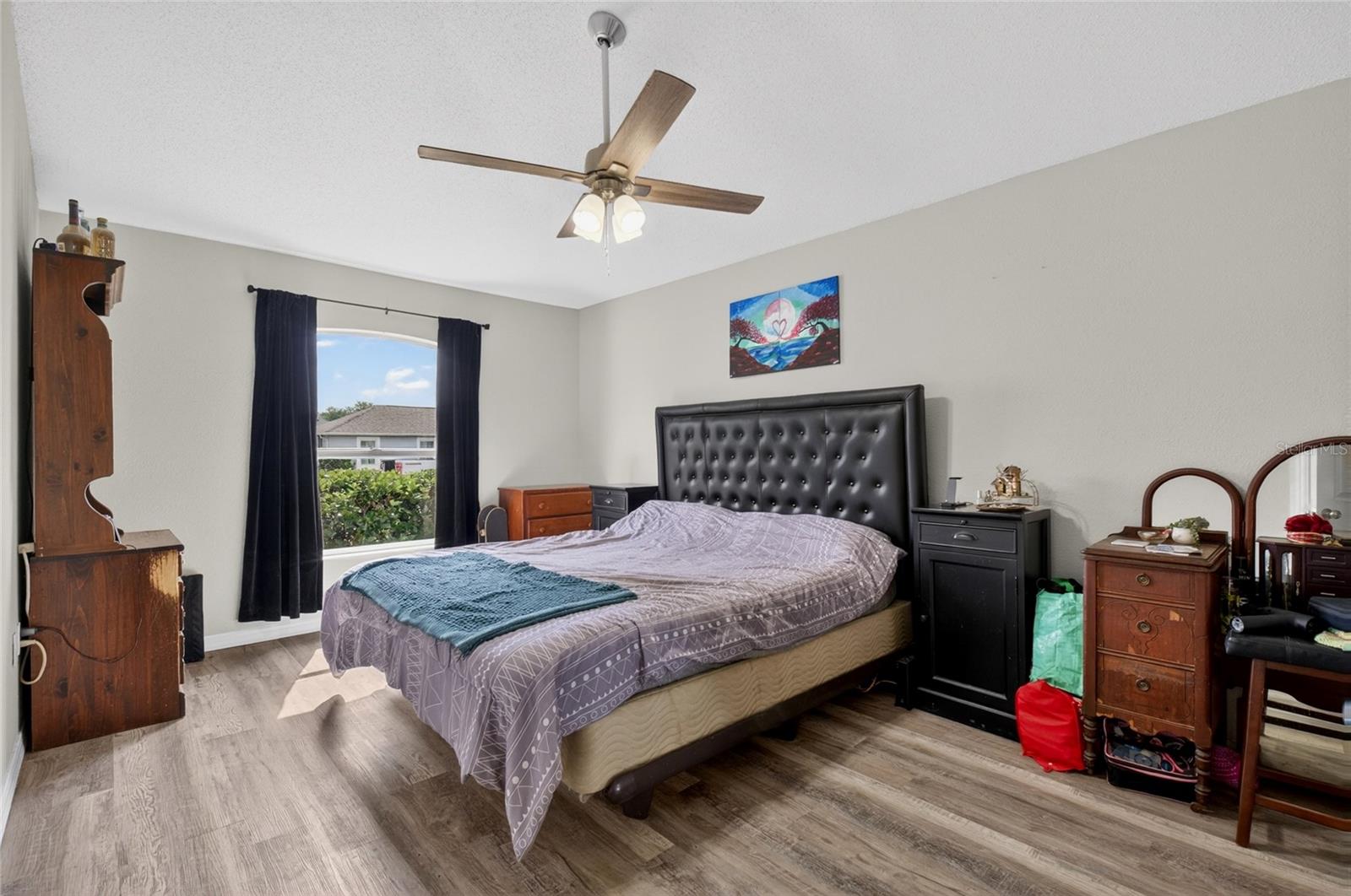 Image 17 of 49 For 718 Toulon Drive