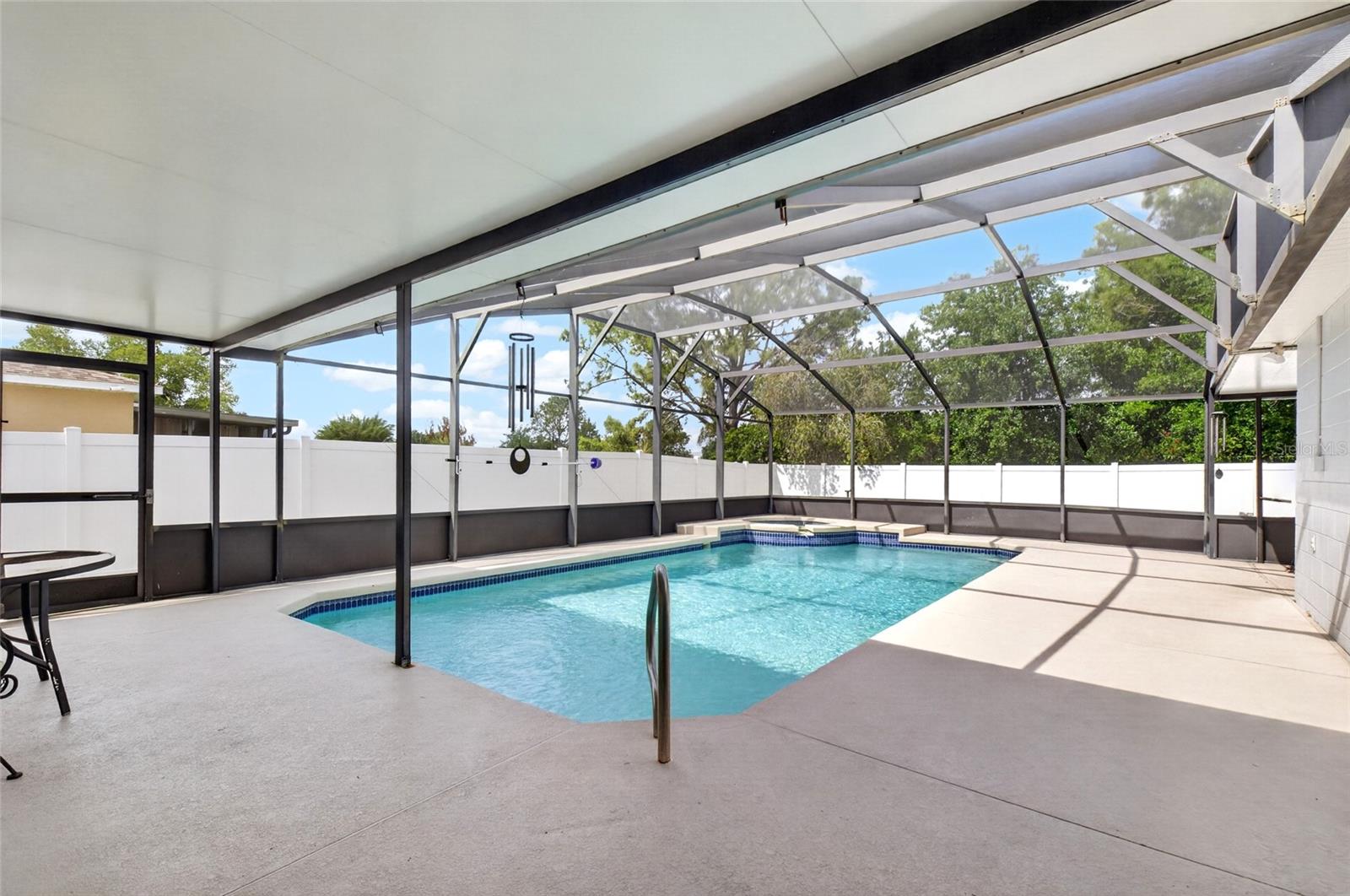 Image 26 of 49 For 718 Toulon Drive