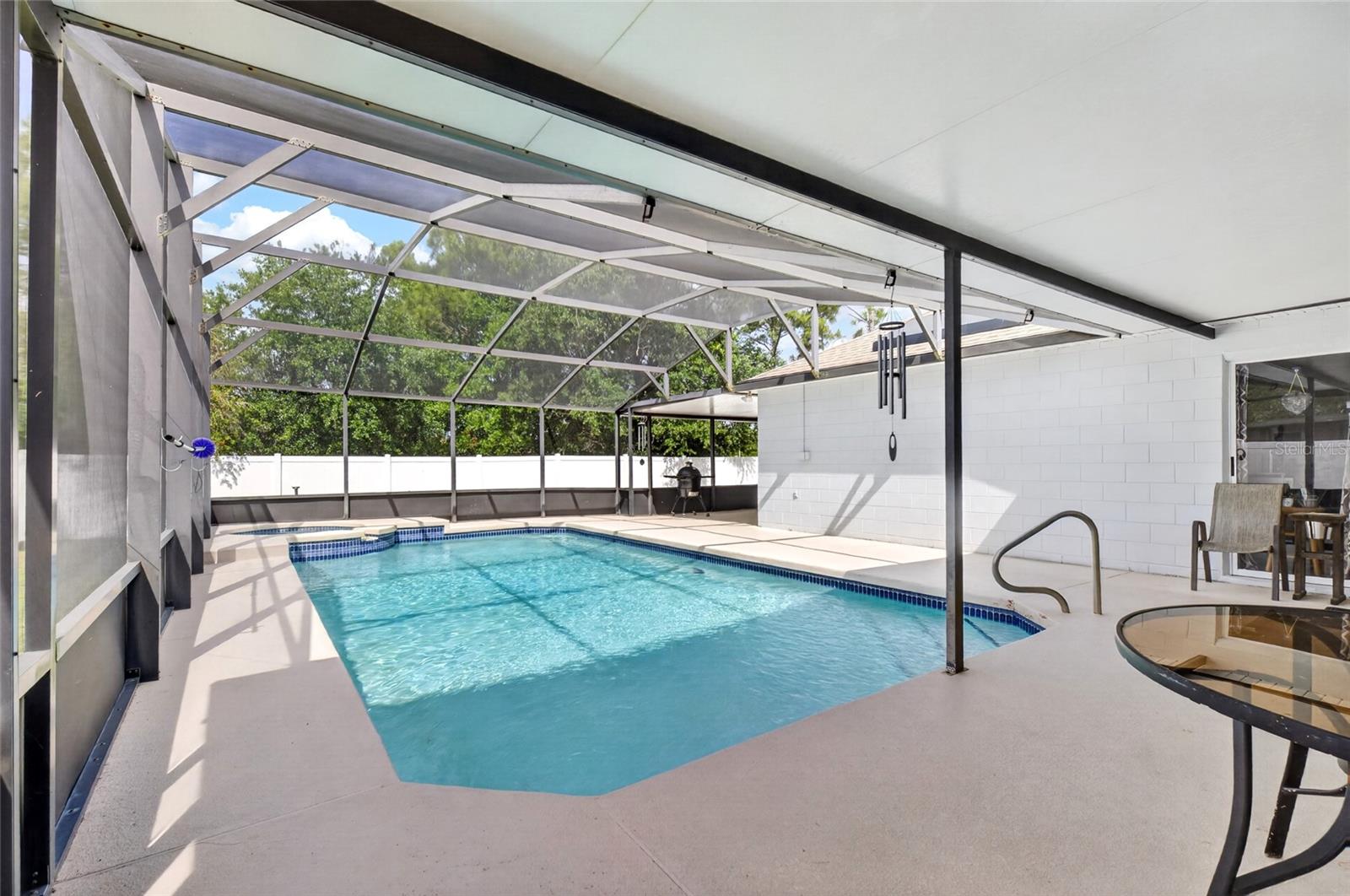 Image 28 of 49 For 718 Toulon Drive