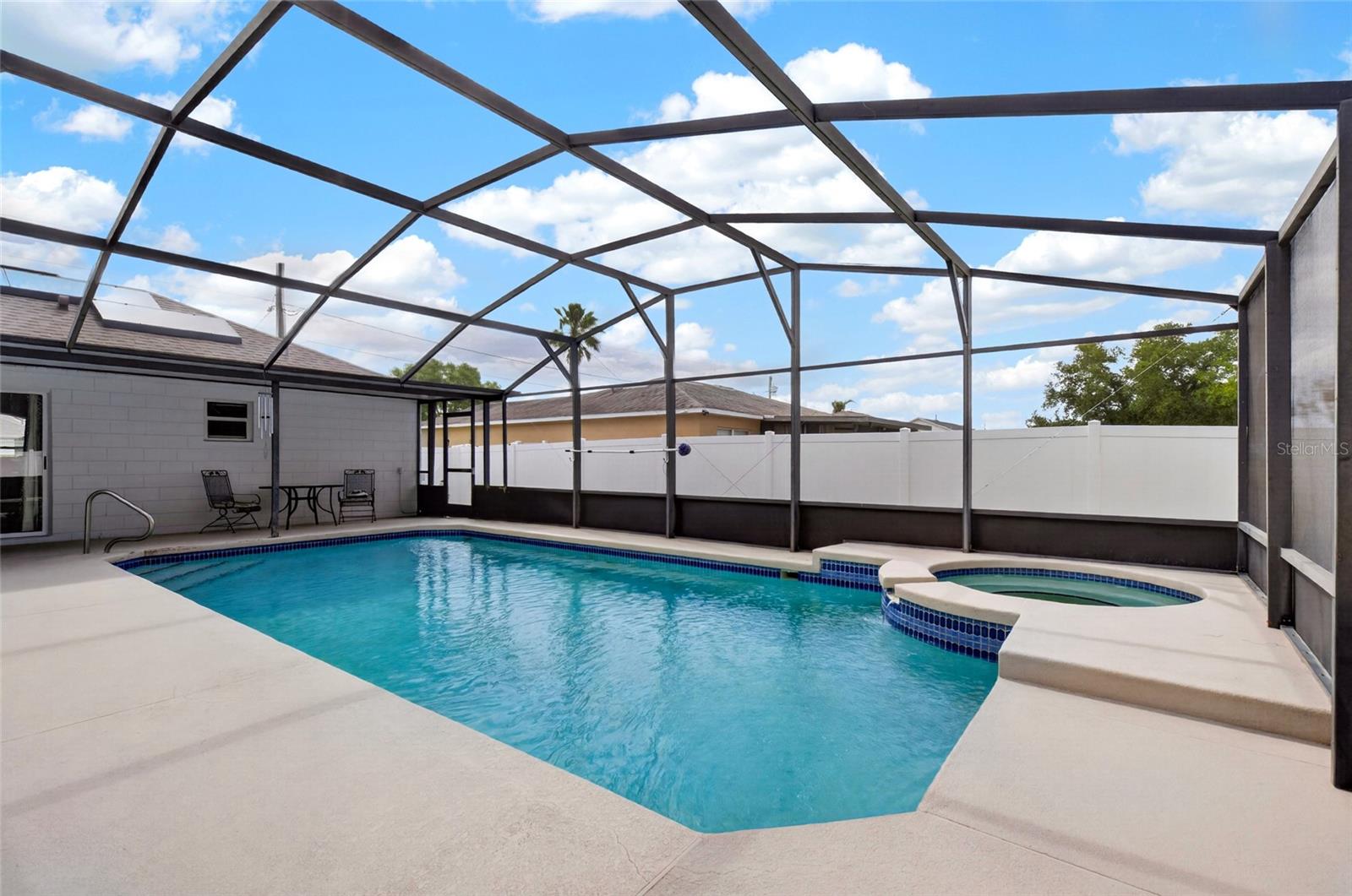 Image 29 of 49 For 718 Toulon Drive