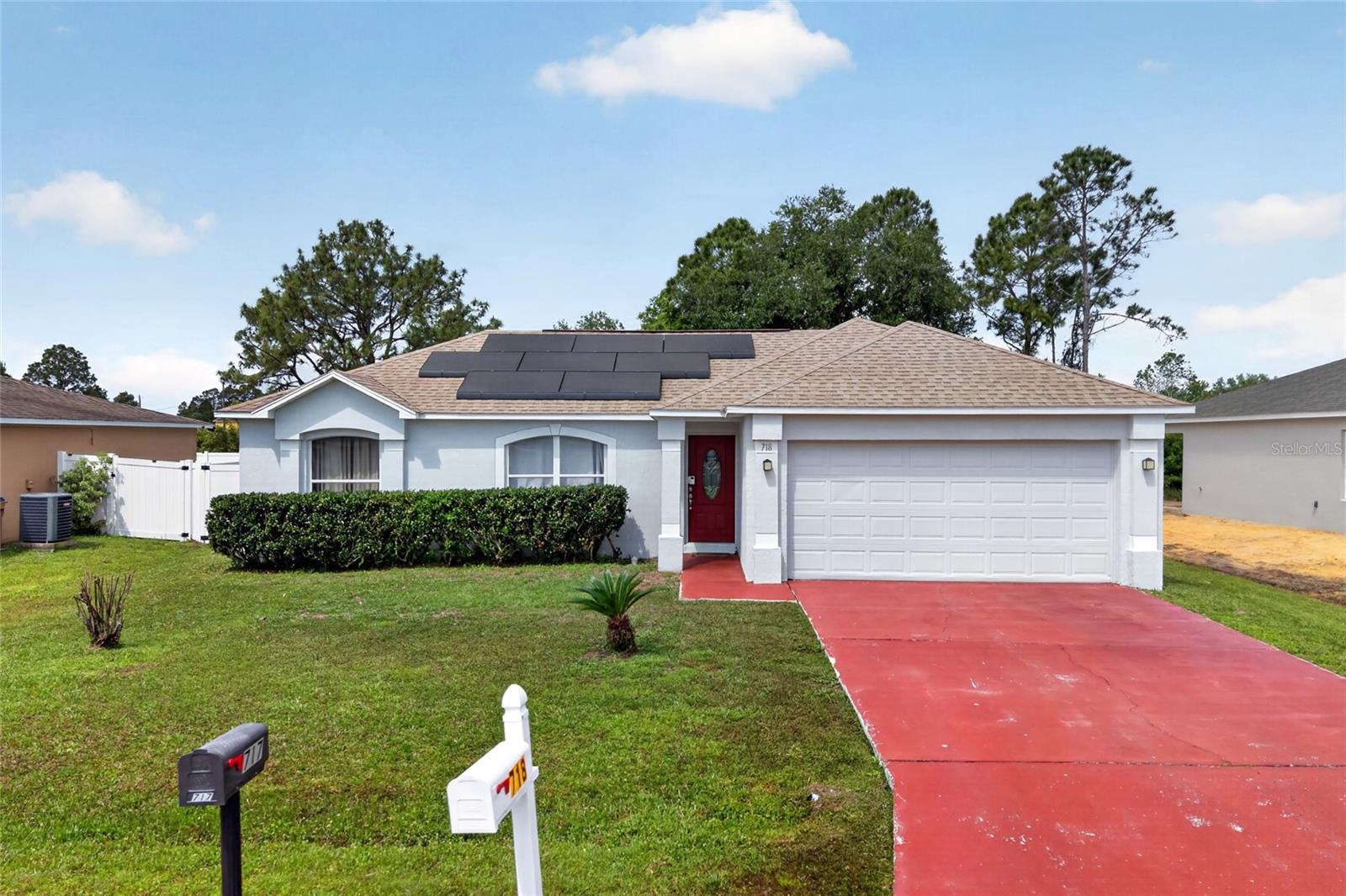 Image 37 of 49 For 718 Toulon Drive