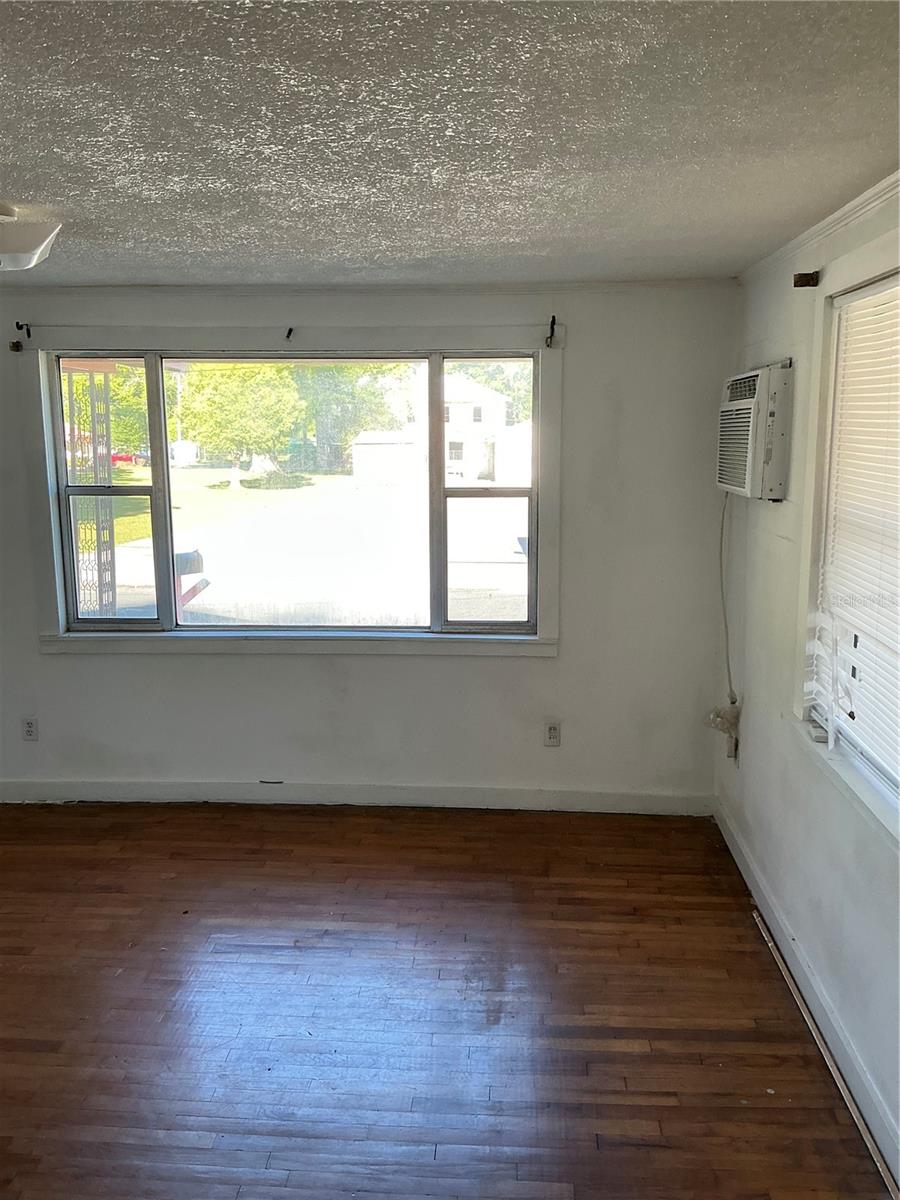 Image 4 of 25 For 2893 Eva Mae Street