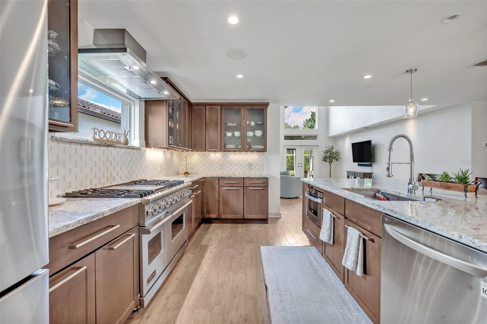 Image 13 of 58 For 1661 Woodland Avenue