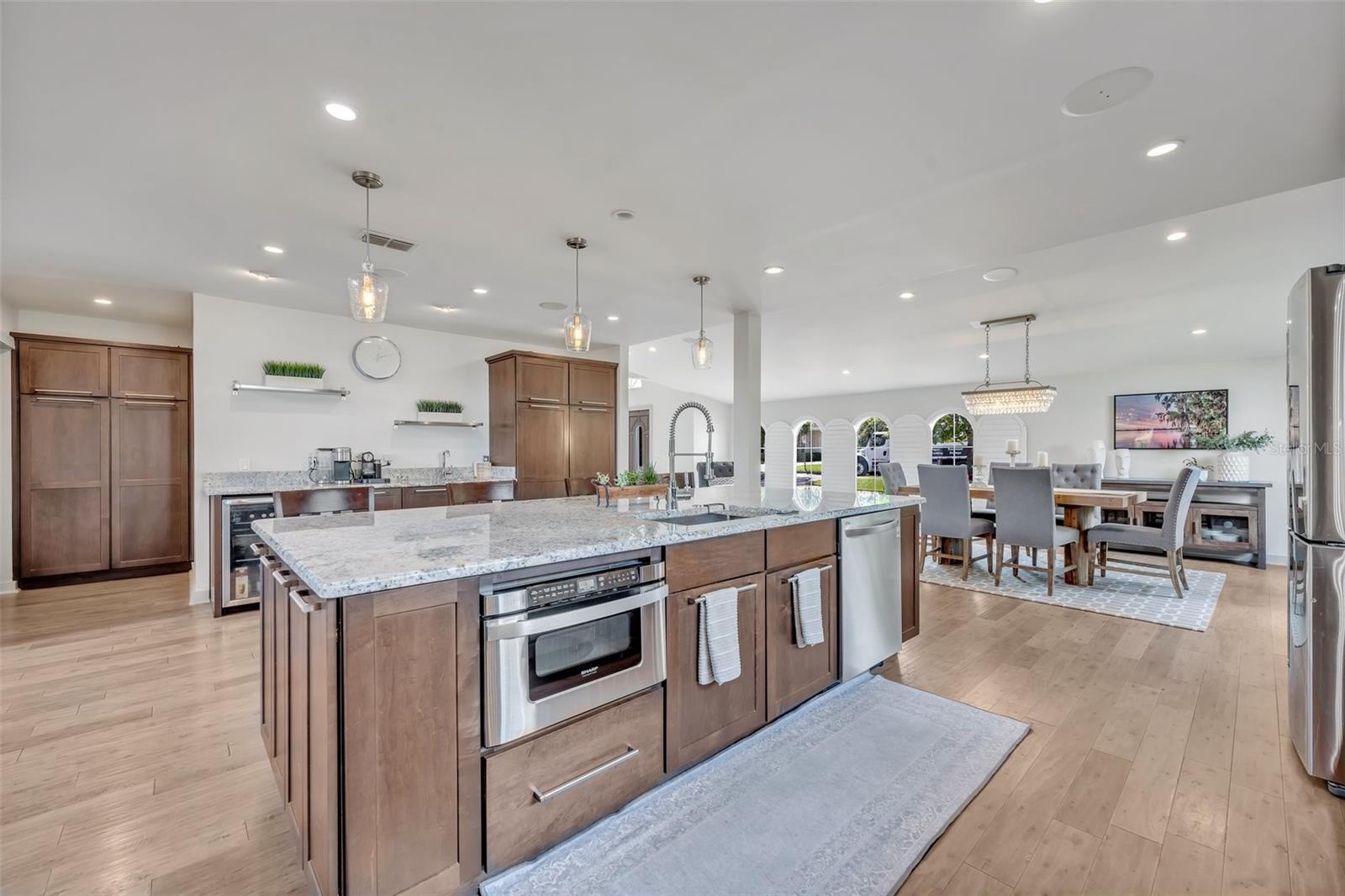 Image 14 of 58 For 1661 Woodland Avenue