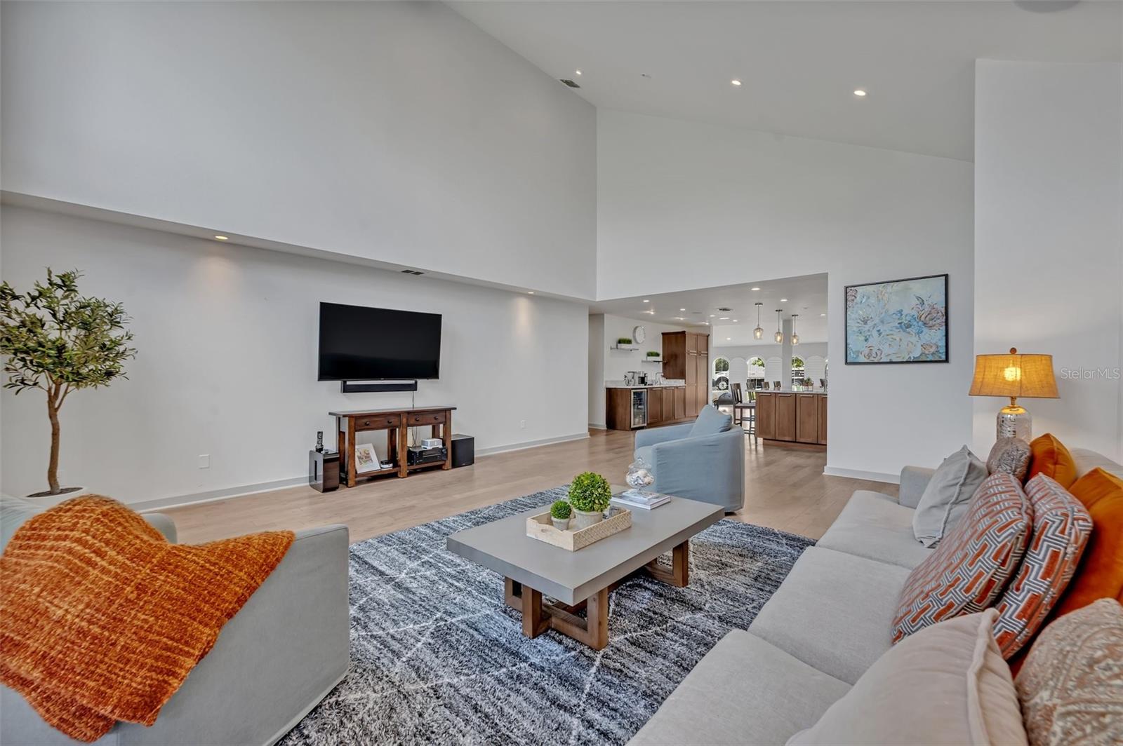 Image 20 of 58 For 1661 Woodland Avenue