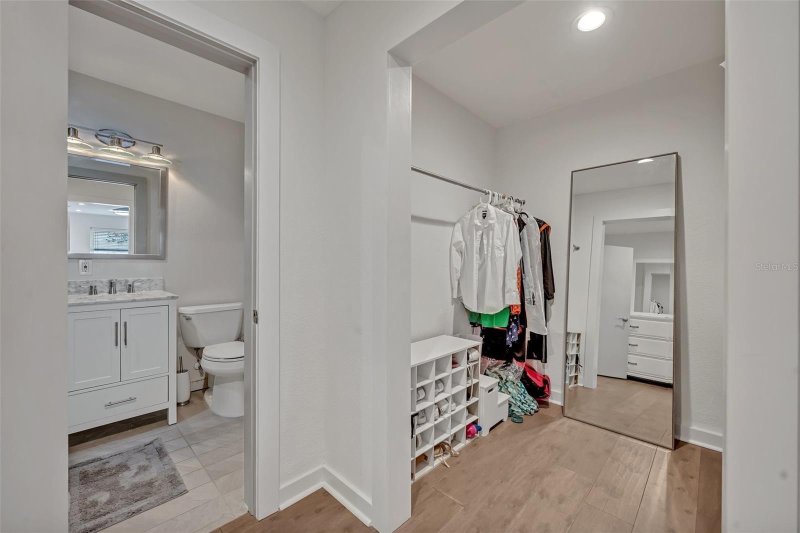 Image 31 of 58 For 1661 Woodland Avenue