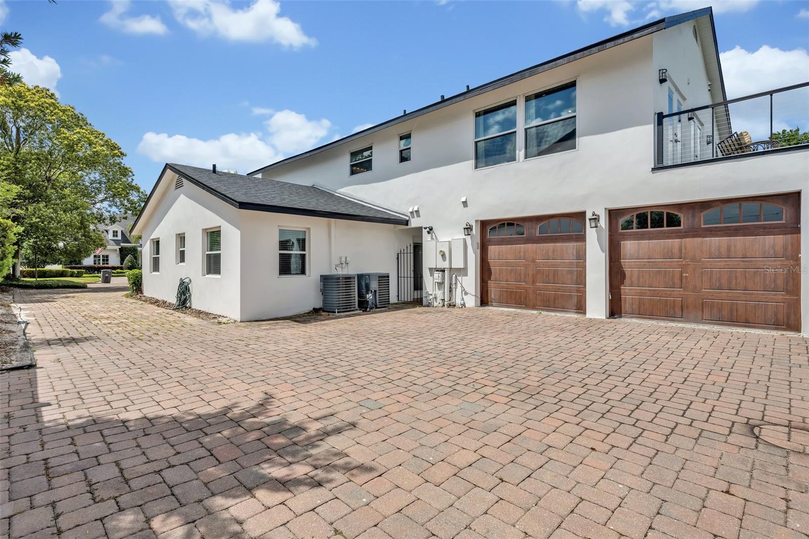 Image 4 of 58 For 1661 Woodland Avenue