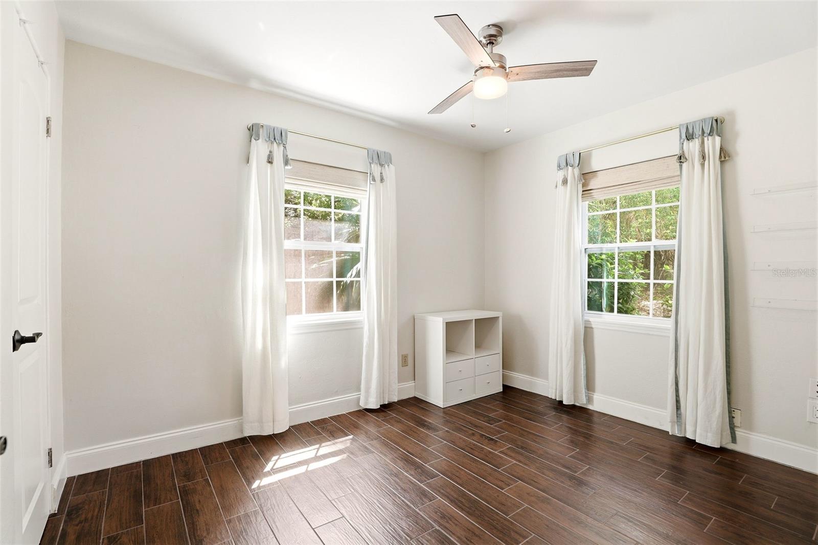 Image 26 of 33 For 2518 Weber Street