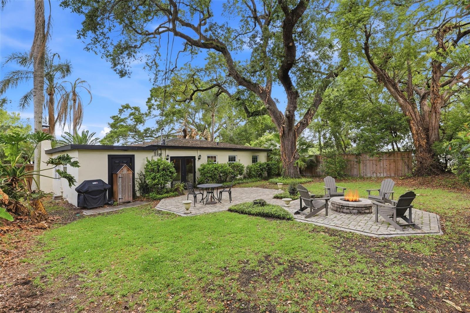 Image 32 of 33 For 2518 Weber Street