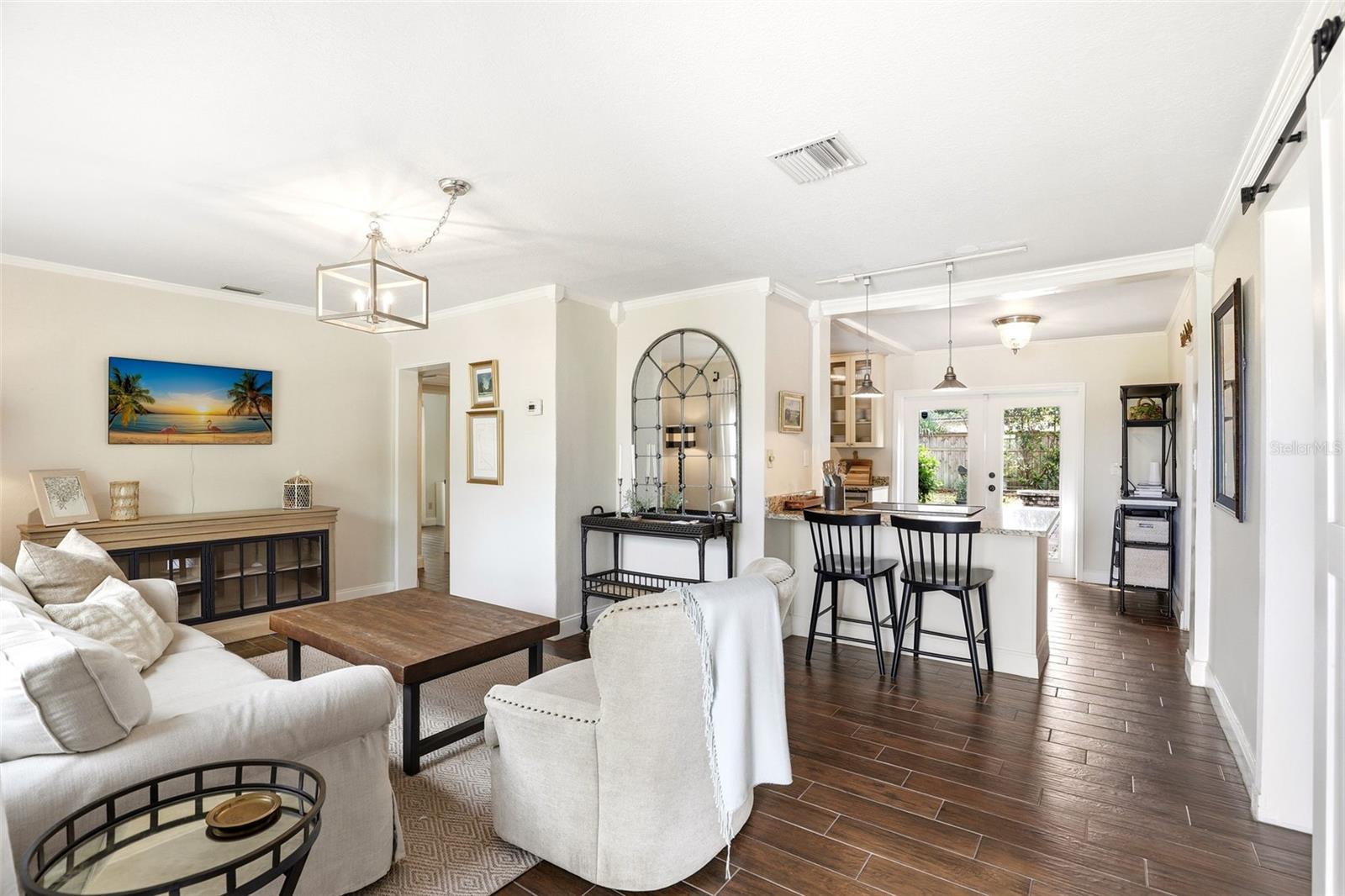 Image 6 of 33 For 2518 Weber Street