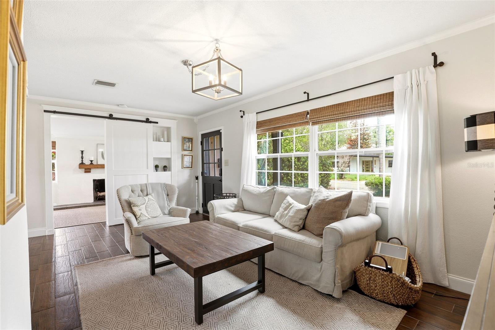 Image 9 of 33 For 2518 Weber Street