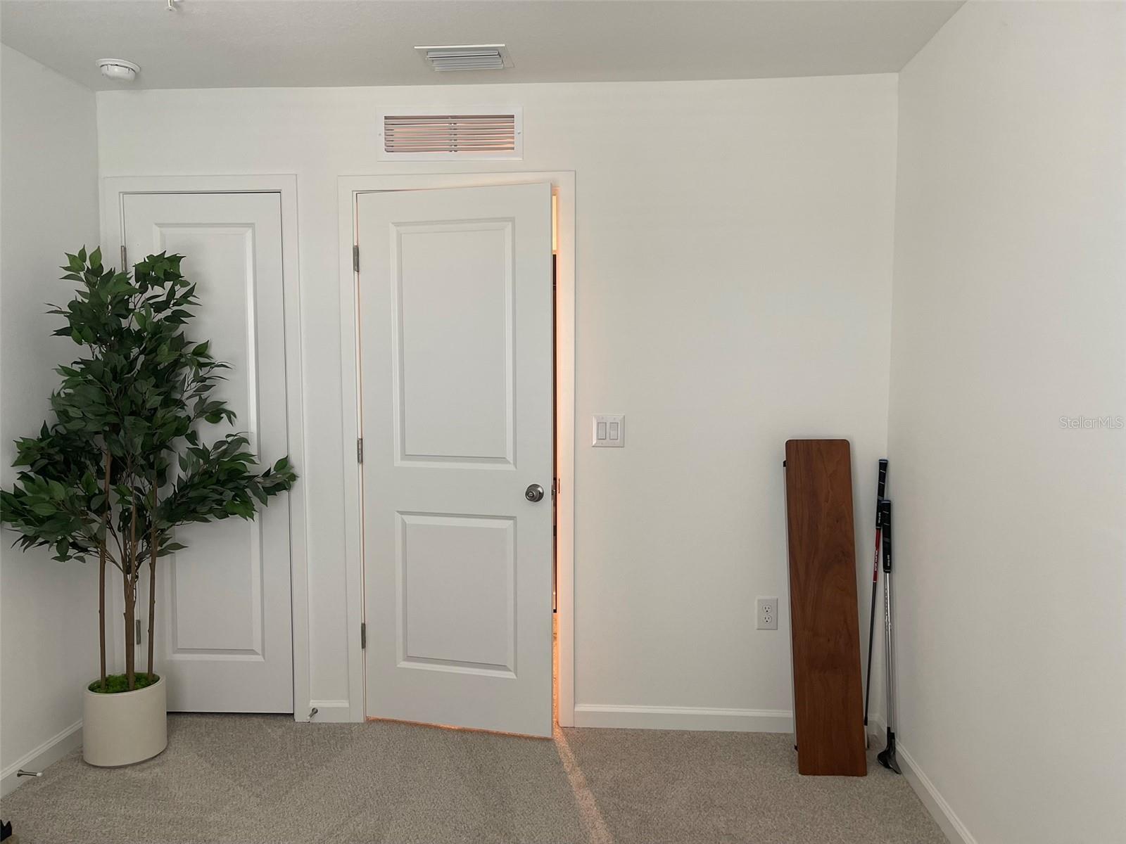 Image 7 of 17 For 3172 Gardenia Reserve Street