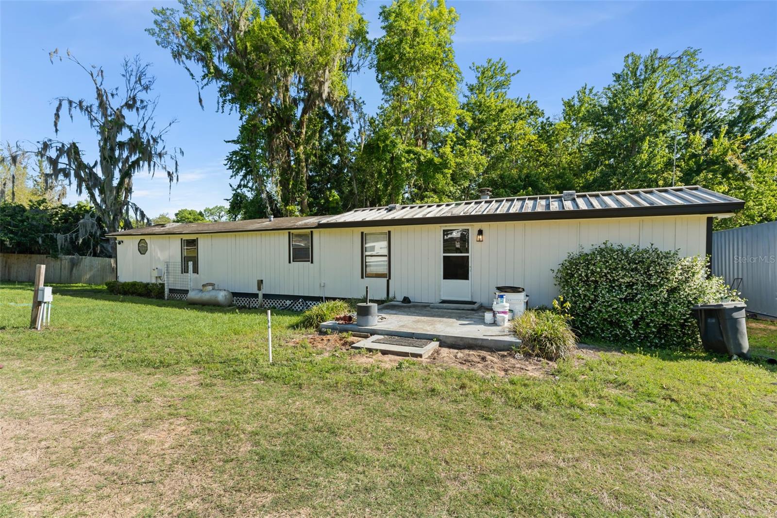 Image 27 of 51 For 16838 Old Highway 50