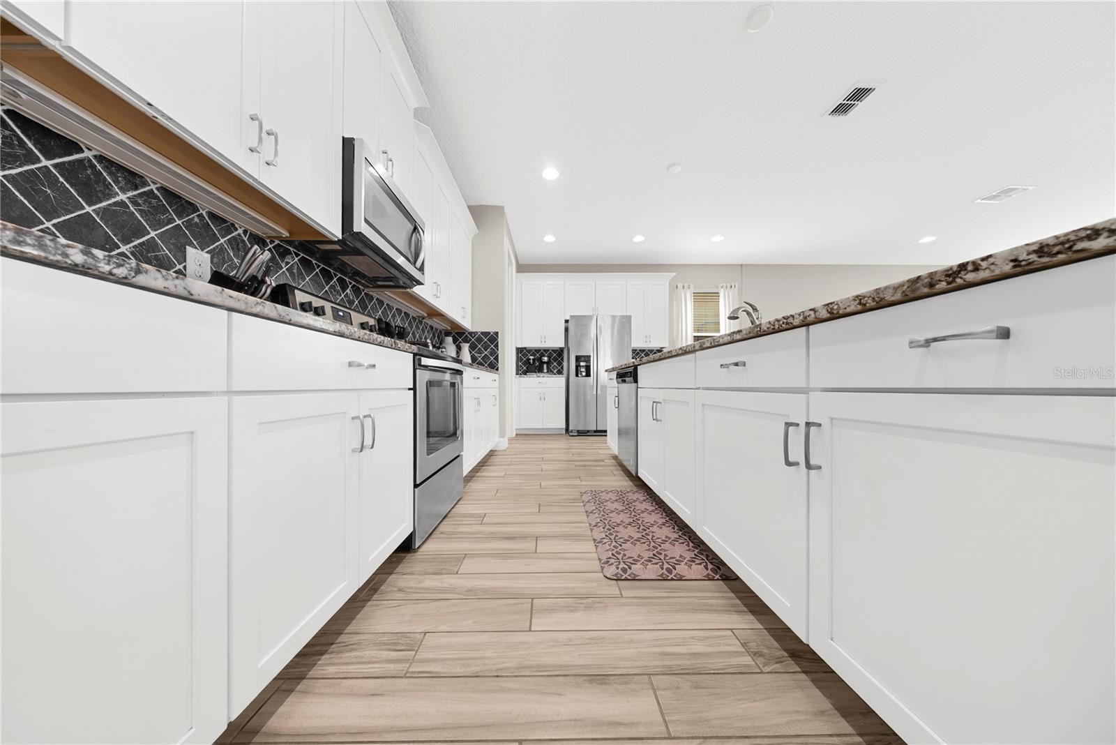 Image 31 of 85 For 9014 Pelican Cove Trail