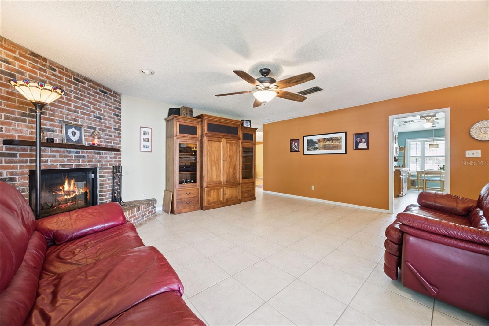 Image 13 of 60 For 7923 Thurmond Court