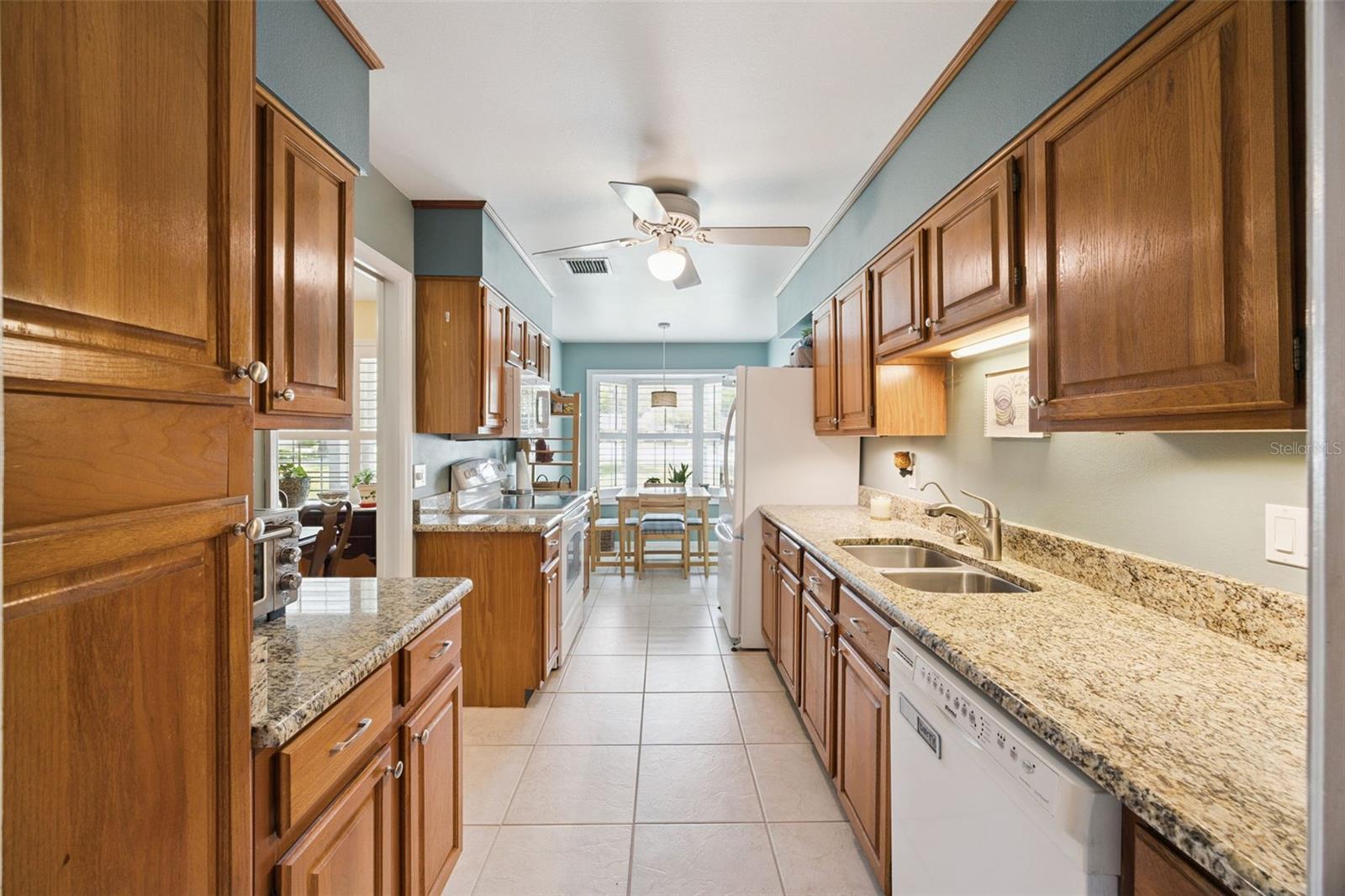 Image 4 of 60 For 7923 Thurmond Court