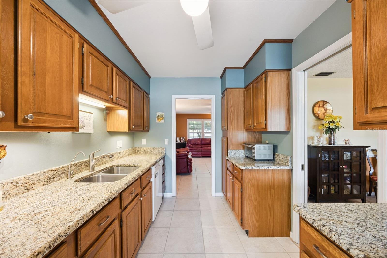 Image 5 of 60 For 7923 Thurmond Court