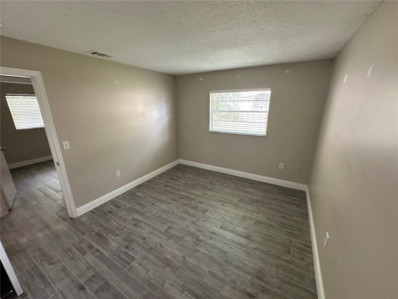 Image 14 of 24 For 643 David Street