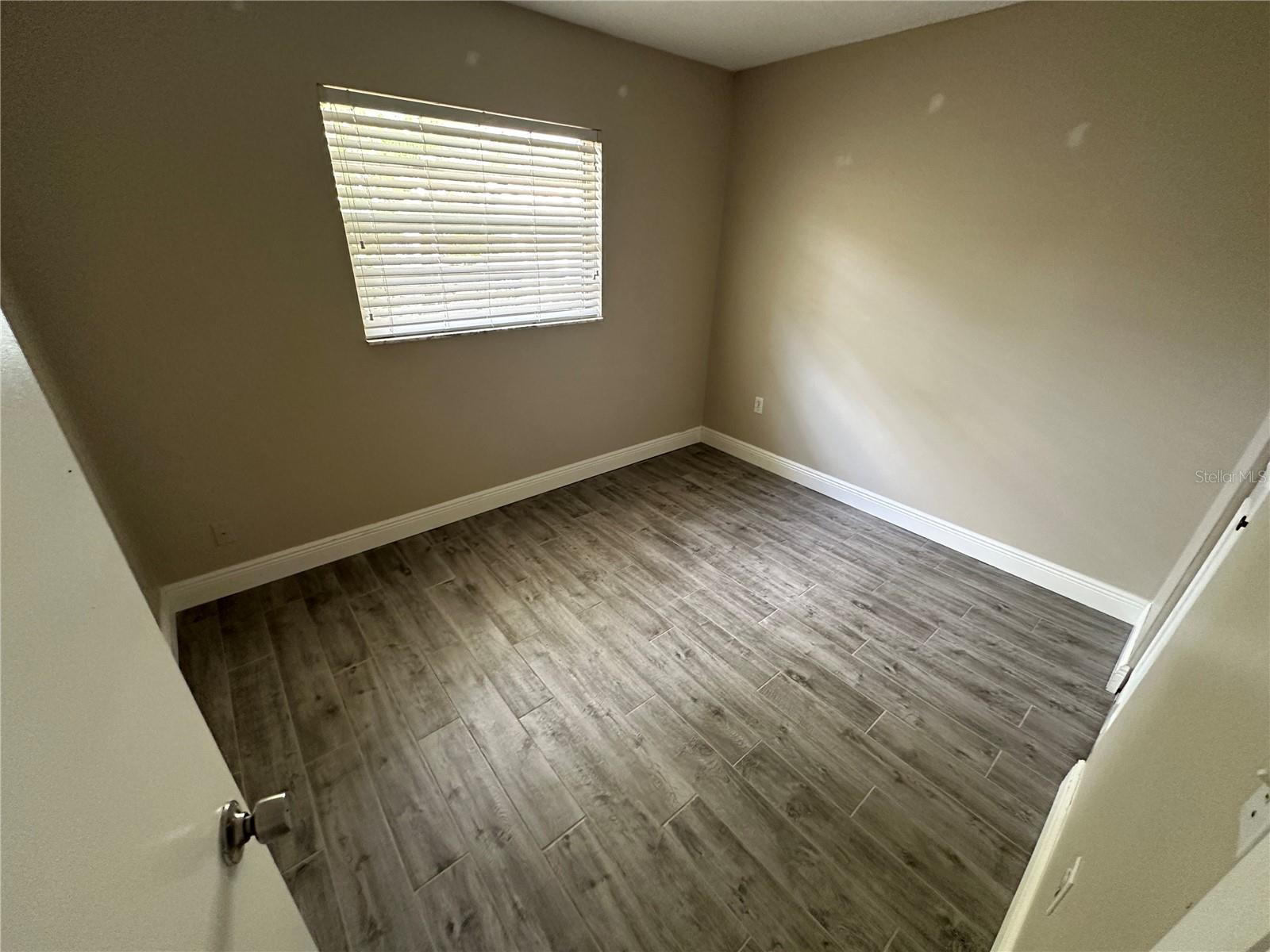 Image 15 of 24 For 643 David Street