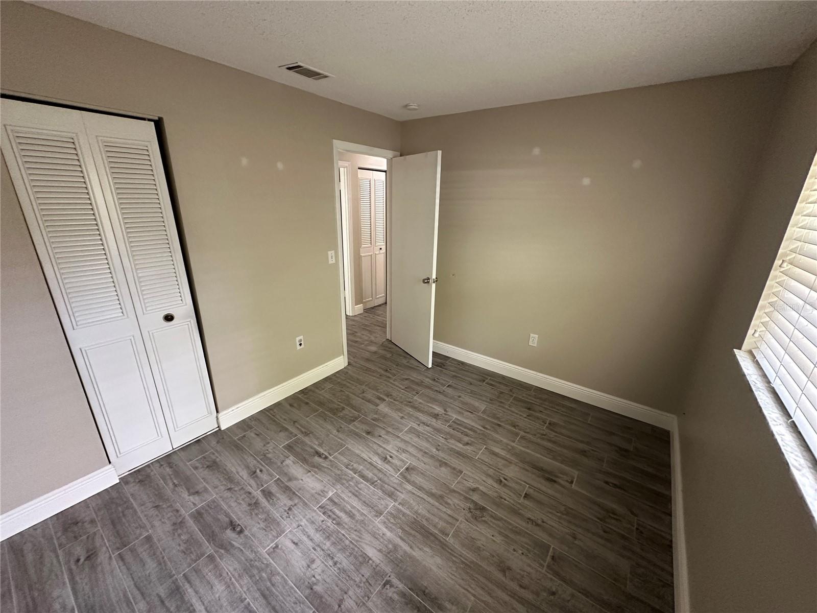 Image 16 of 24 For 643 David Street