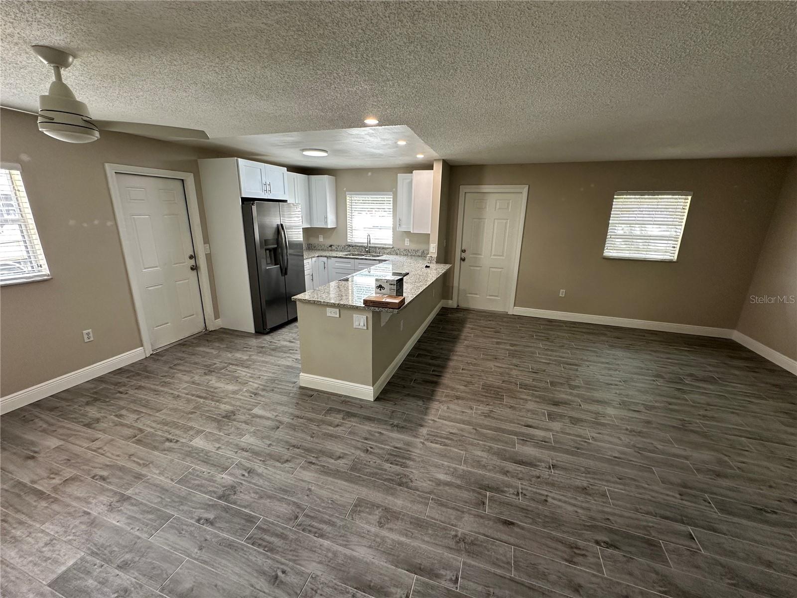 Image 23 of 24 For 643 David Street