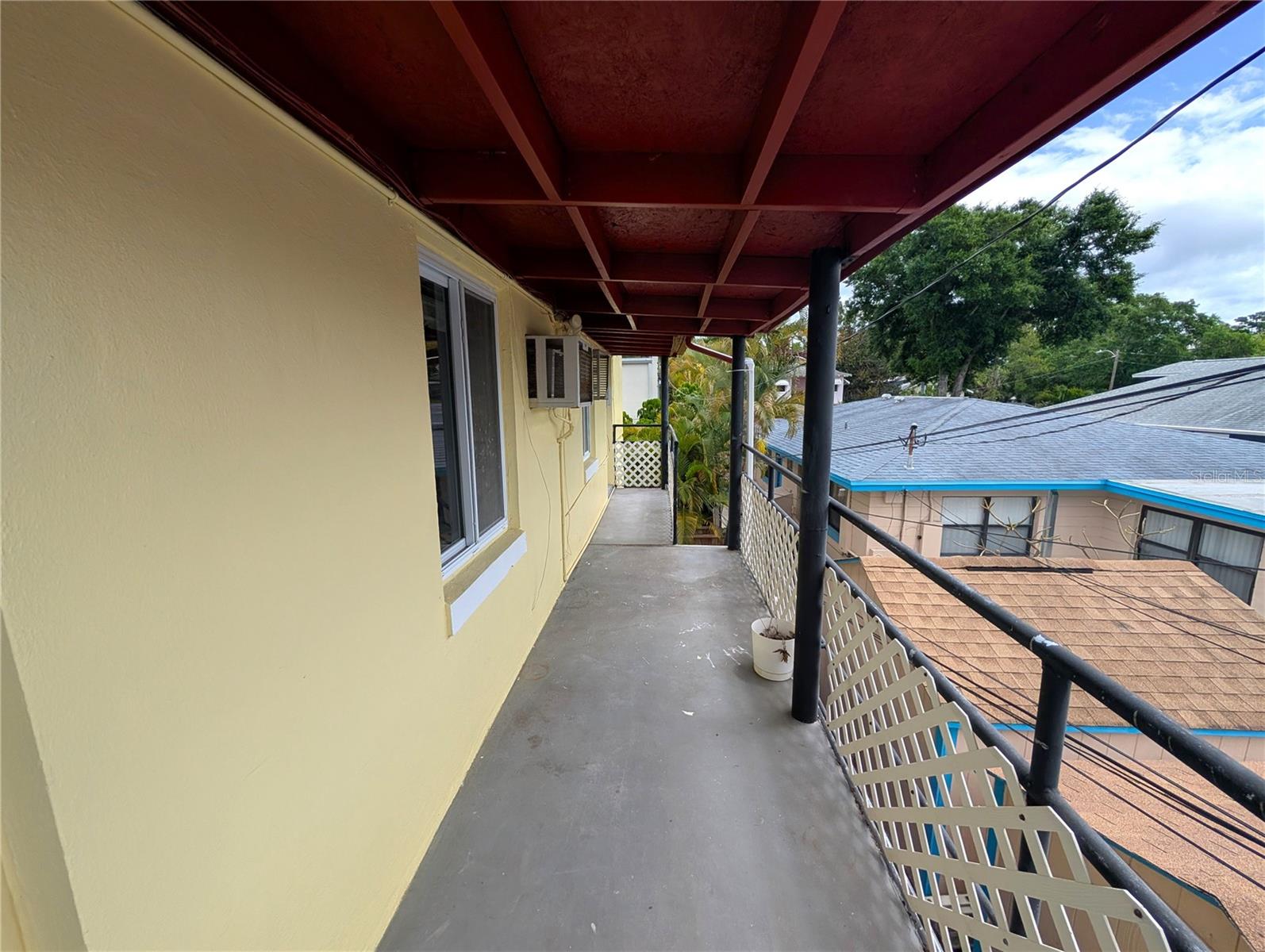 Image 7 of 9 For 520 11th Avenue N