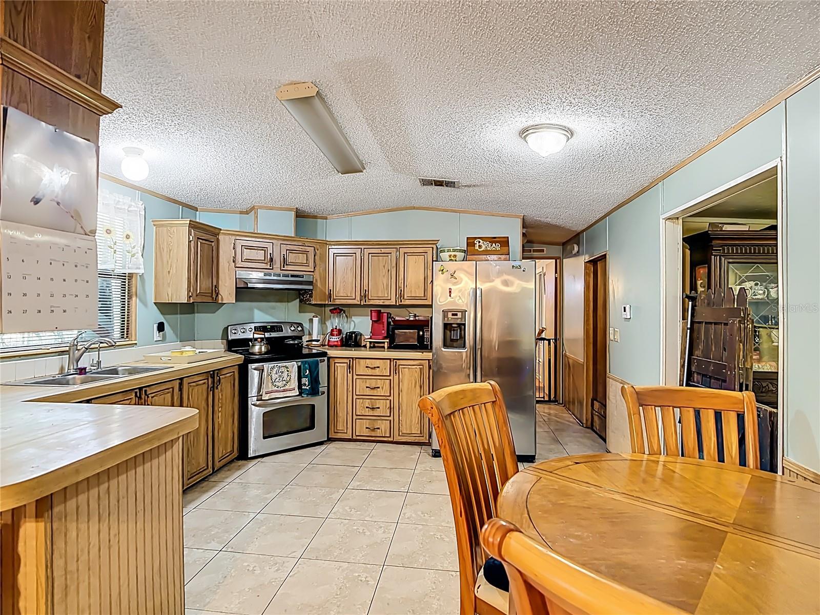 Image 16 of 51 For 821 Irene Drive