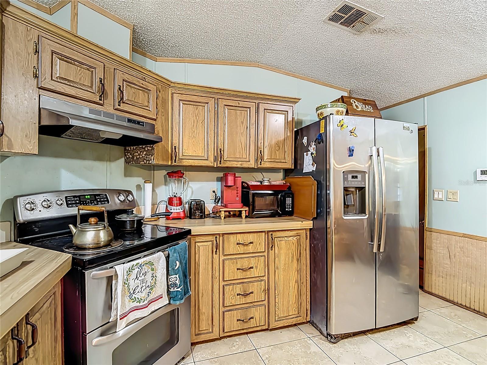 Image 17 of 51 For 821 Irene Drive