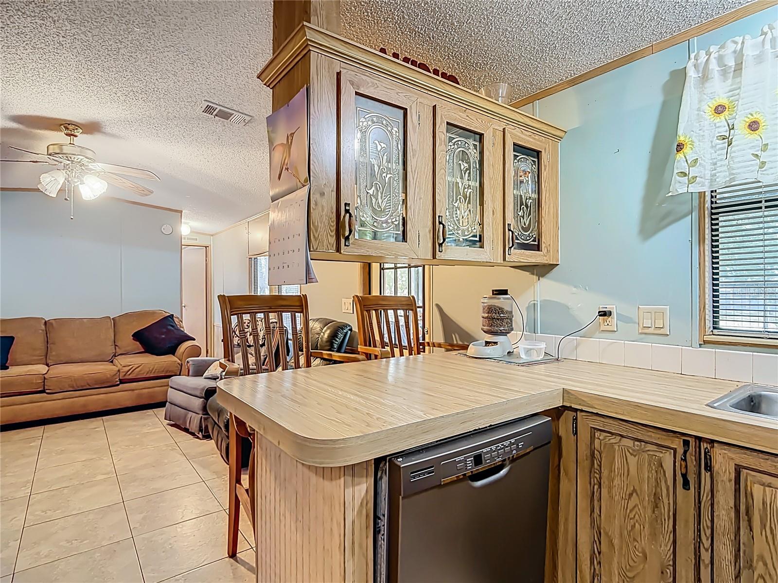 Image 19 of 51 For 821 Irene Drive